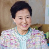 Yoshiko Shinohara -  nữ tỷ phú tự thân đầu tiên của Nhật